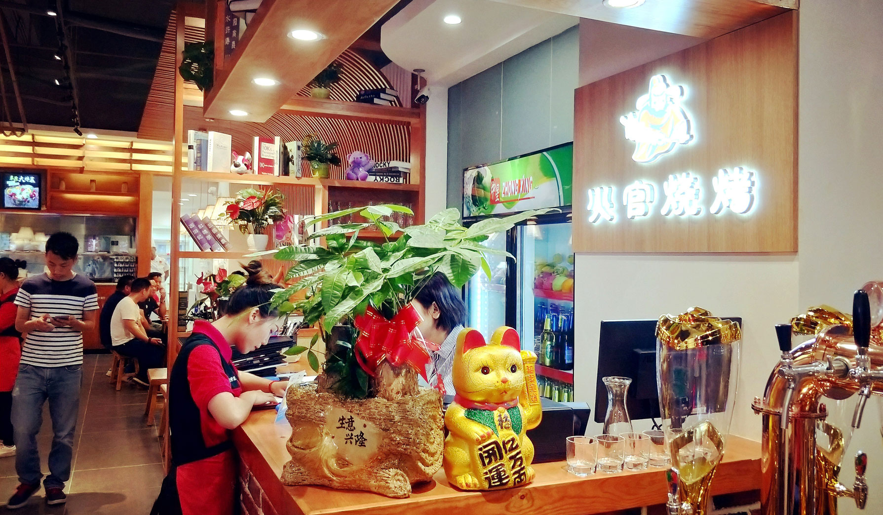 灵川深圳餐饮设计公司在餐饮空间设计上都有哪些步骤？