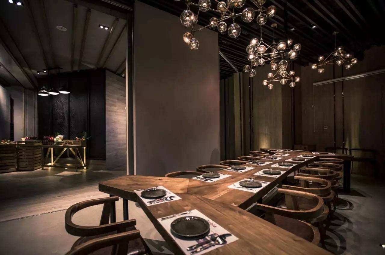 灵川深圳餐饮空间设计不仅要设计得好，更要能实现有效落地！
