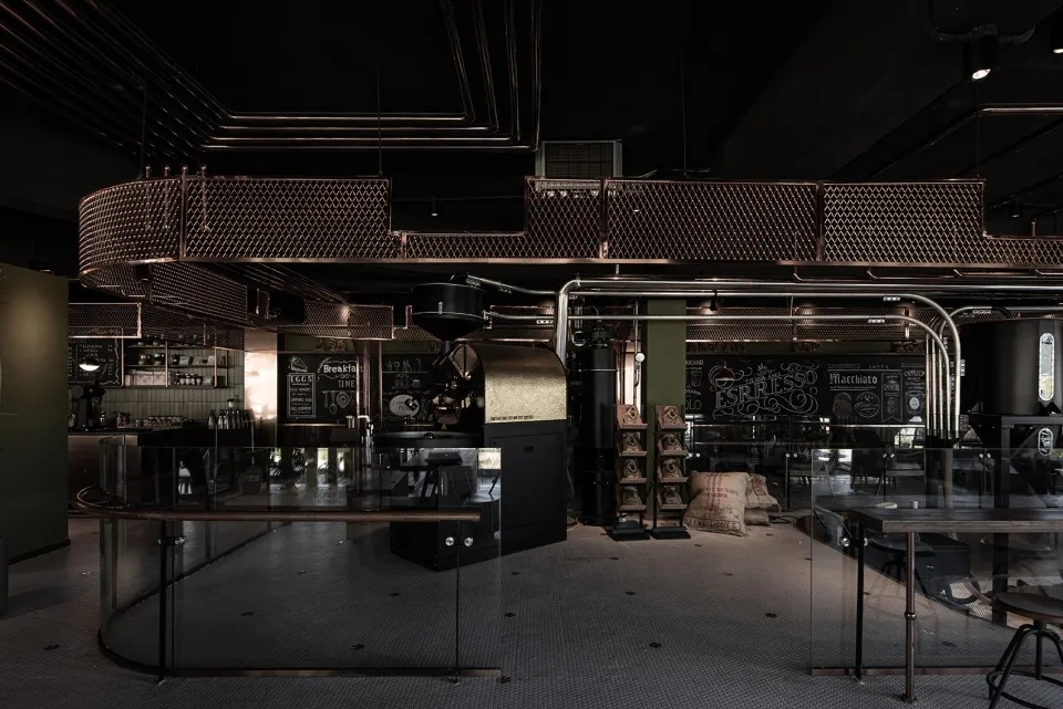 灵川硬核的金属质感，让这个杭州餐饮空间设计绝了