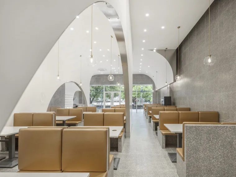 灵川简单而又充满仪式感的烤肉店餐饮空间设计